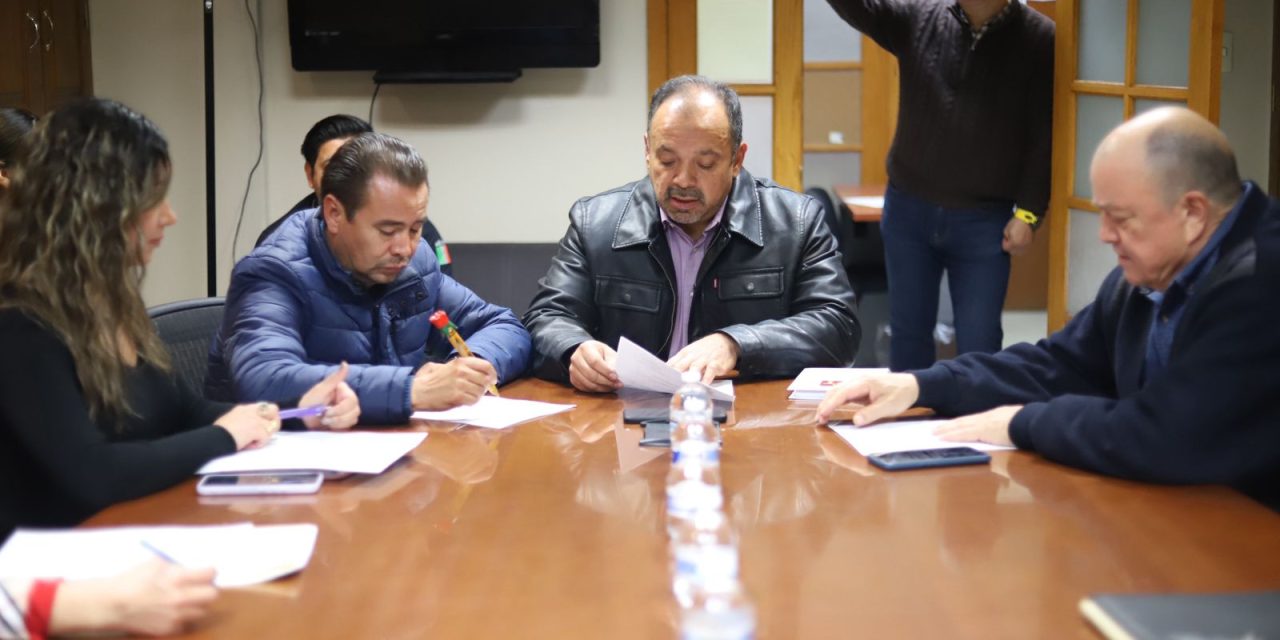 Regidores buscan a los mejores empleados del año