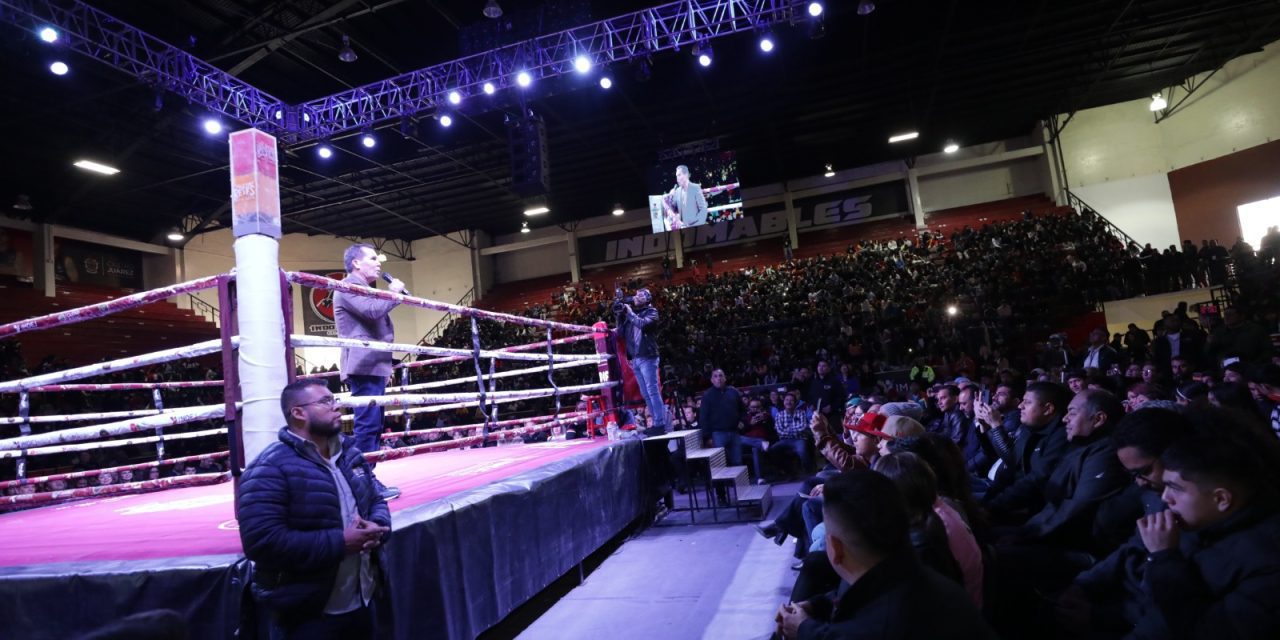 Inspira a jóvenes el pugilista mexicano Julio Cesar Chávez
