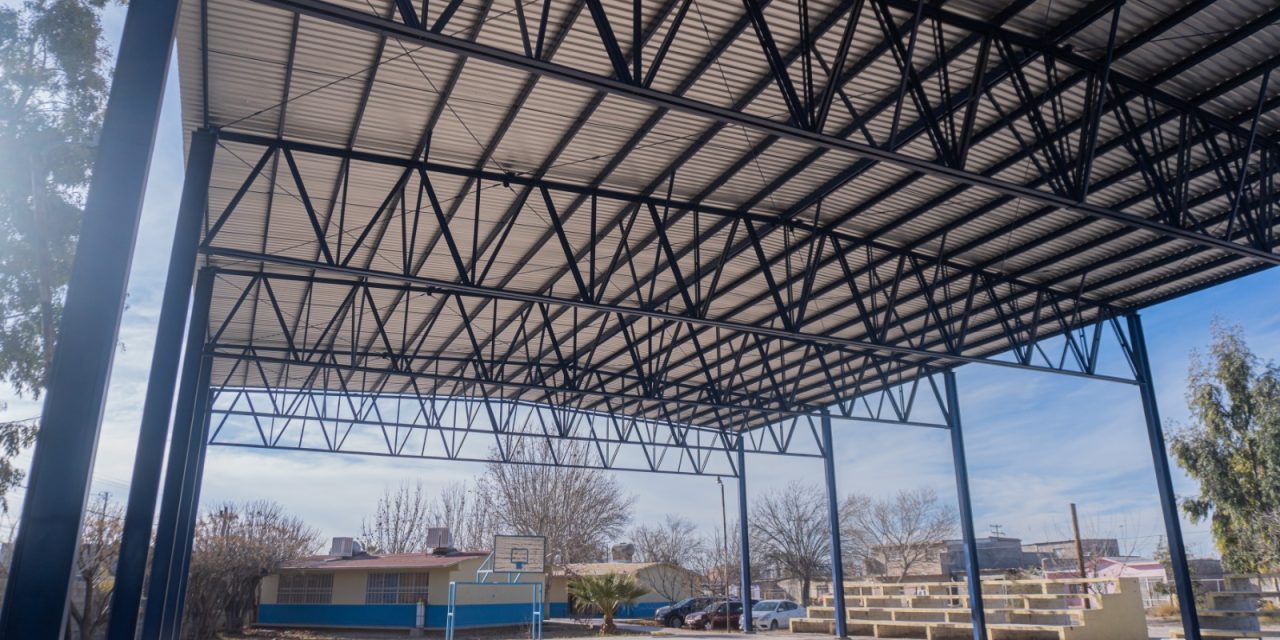 Al 95% trabajos en la techumbre de la primaria Farabundo Martí en Meoqui