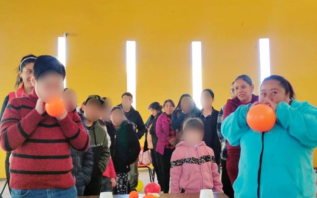 Festeja CEAVE a familias en la zona sur por el Día de Reyes