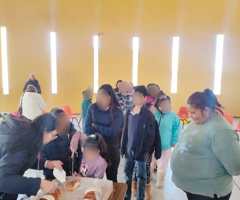 Festeja CEAVE a familias en la zona sur por el Día de Reyes