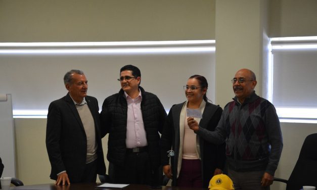 Entrega Club de Leones apoyo a la UACH para desarrollo de farmacogenoma para niños con cáncer
