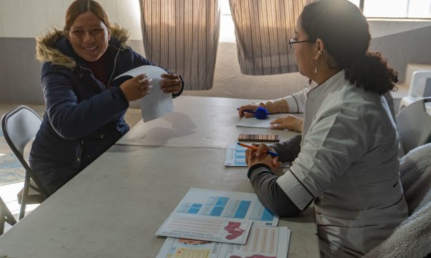 Brindan en Meoqui atención gratuita a 16 mujeres embarazadas en la jornada “En el Vientre Materno”