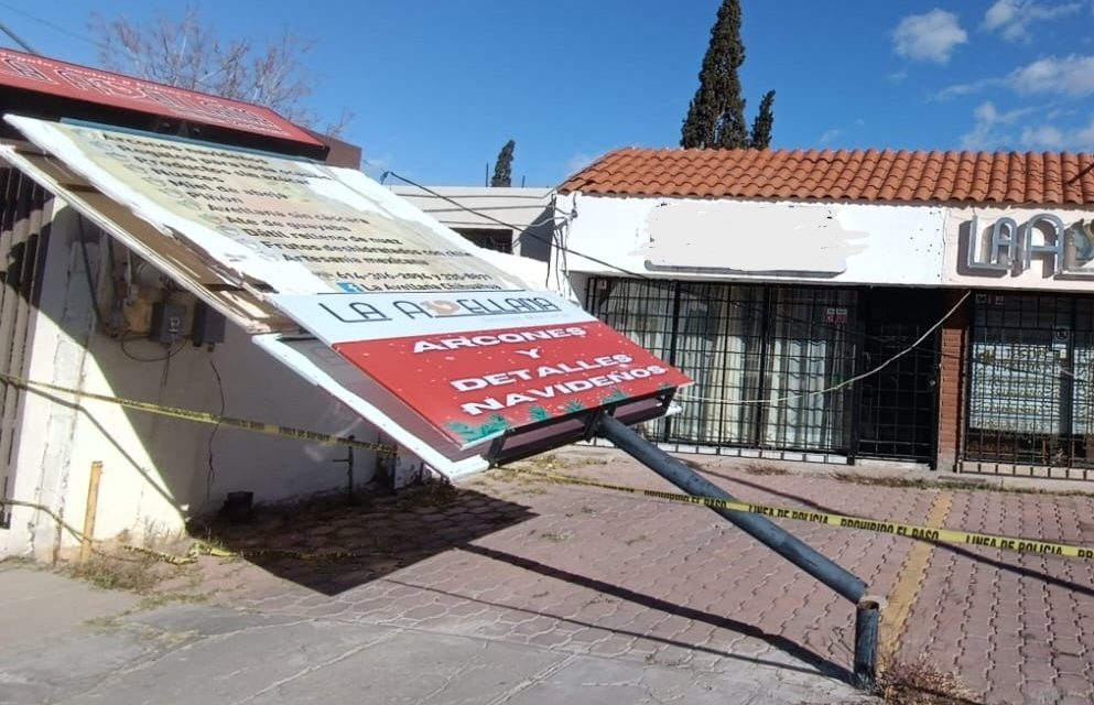 Pide Gobierno Municipal verificar estructuras de anuncios publicitarios para evitar accidentes