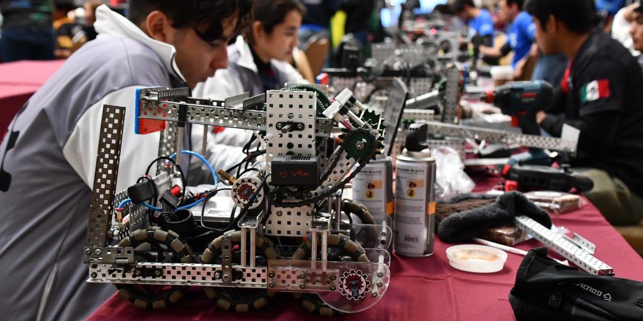 Participan más de mil estudiantes en XV Campeonato Nacional de Robótica y Habilidades STEM