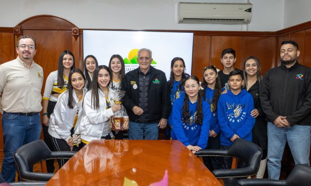 “Abejas” y “Halcones” al Campeonato Mundial de Porras en Orlando