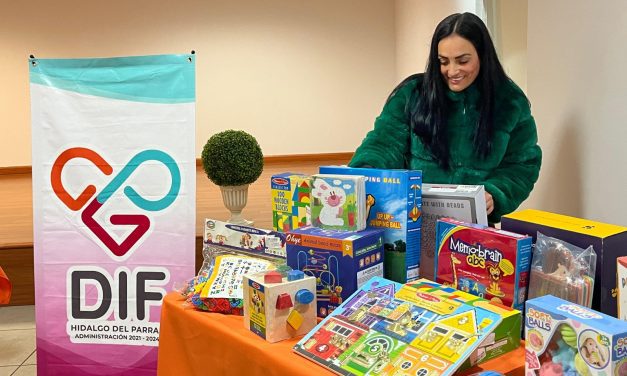 Recibe DIF Municipal donación de material didáctico por parte de Proyecto Cordero Minera Titán