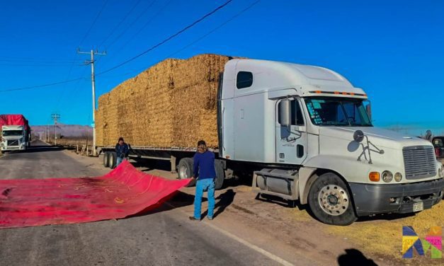 Entregan en Meoqui pacas de rastrojo subsidiadas, el programa beneficiará a cerca de 60 productores