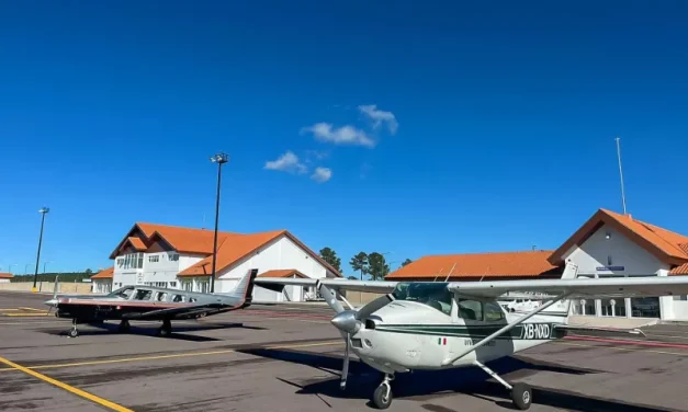 Inicia operaciones el Aeropuerto Barrancas del Cobre