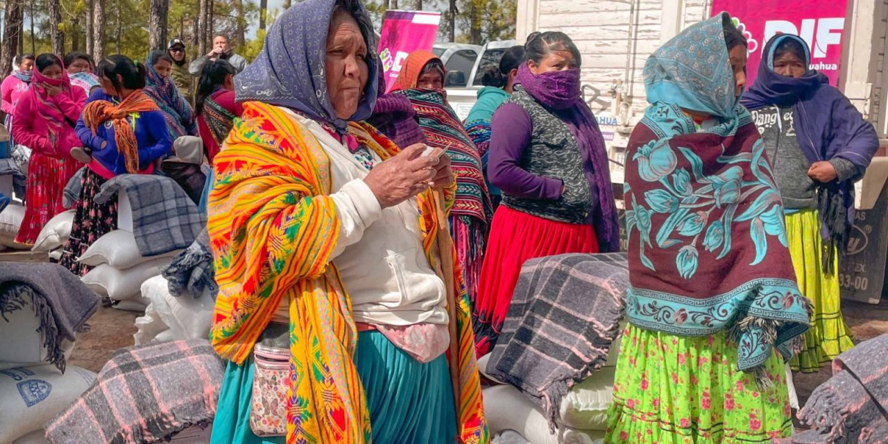 Llevan apoyos a 120 familias de la comunidad de Pitorreal