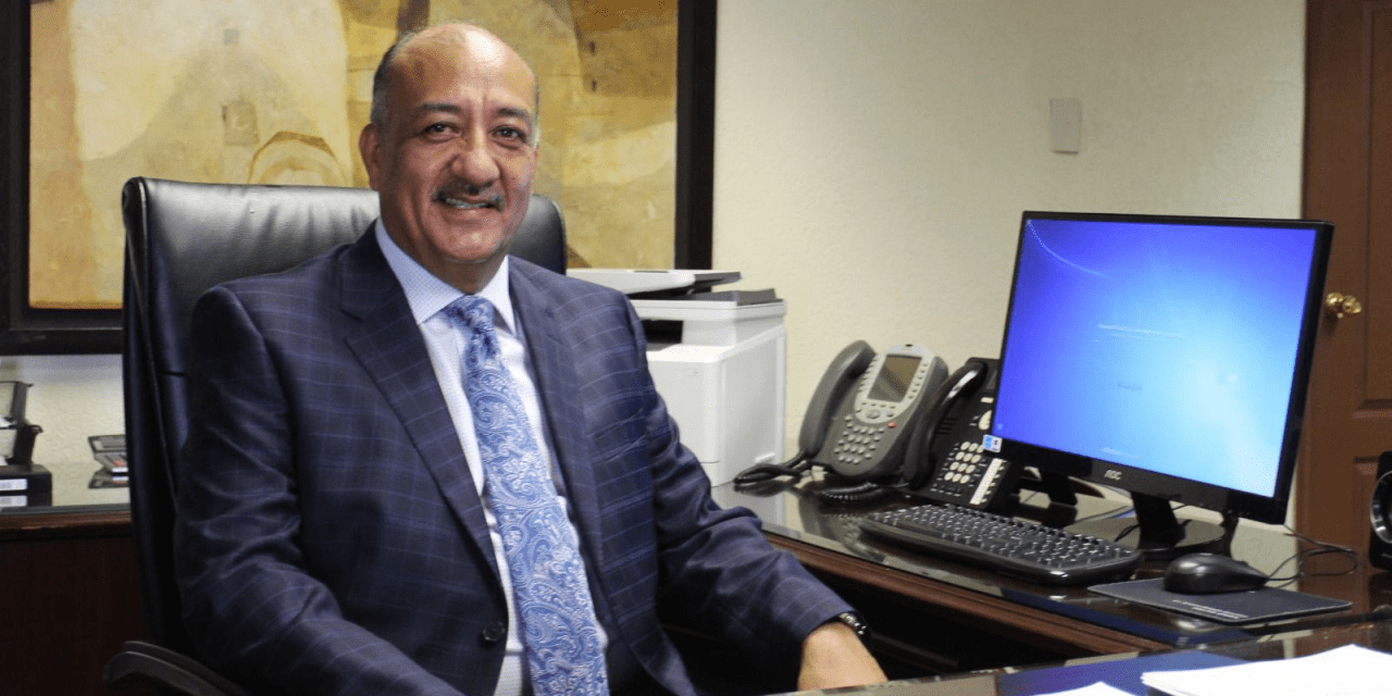Entra Hugo Gutiérrez en lugar de Sandra Gutiérrez en educación