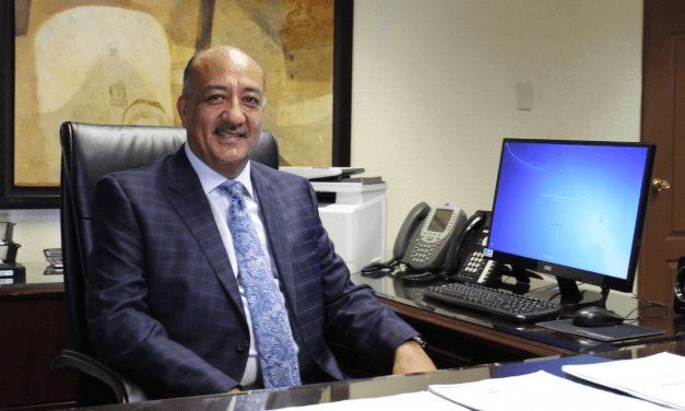 Entra Hugo Gutiérrez en lugar de Sandra Gutiérrez en educación