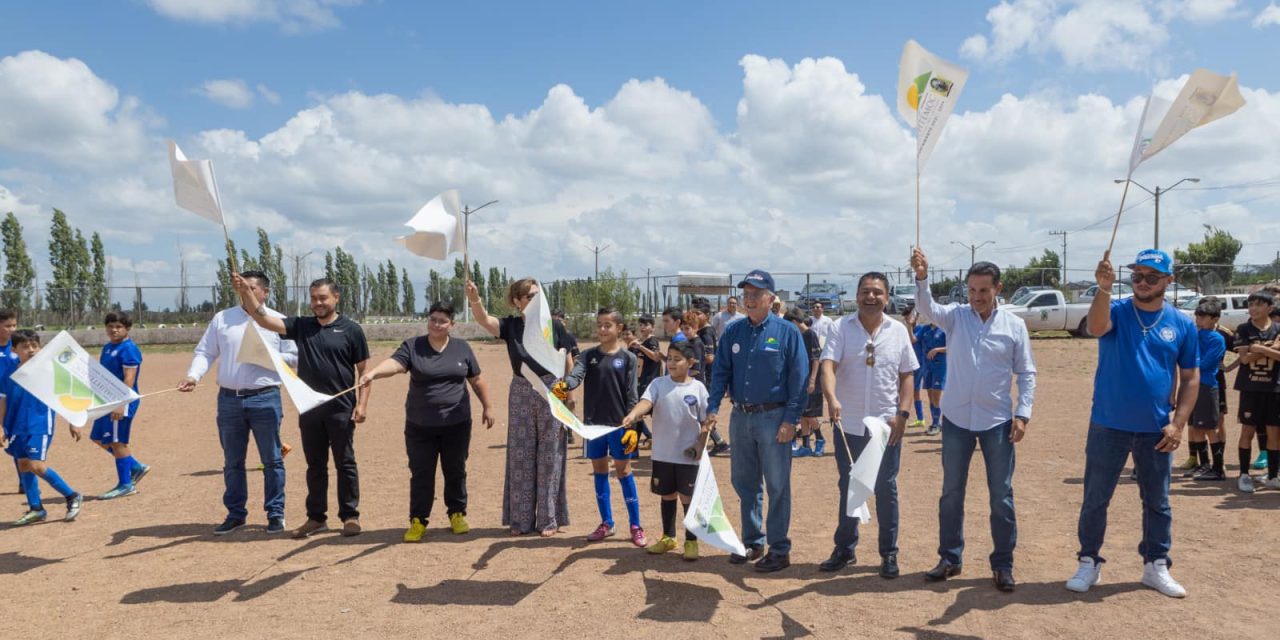Arranca construcción de cancha de futbol profesional en Cuauhtémoc
