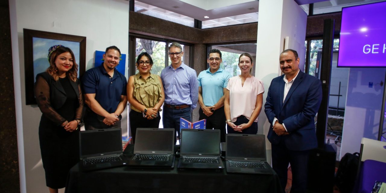 Donan equipos de cómputo al Museo de Arqueología e Historia de El Chamizal