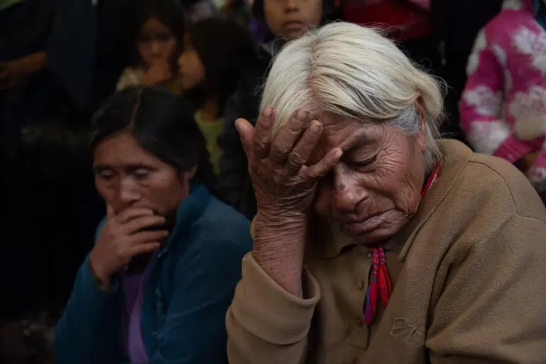 HUYEN DE LOS NARCOS; SE VAN A GUATEMALA