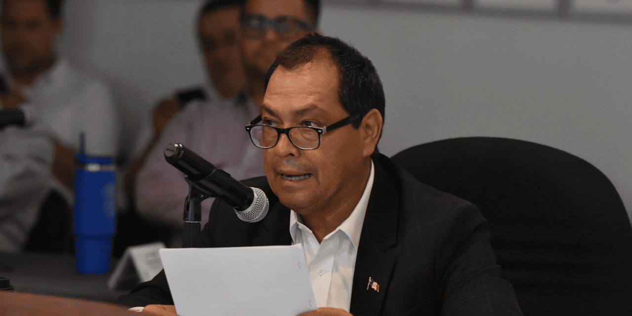 Cuestiona Morena retenes de vialidad