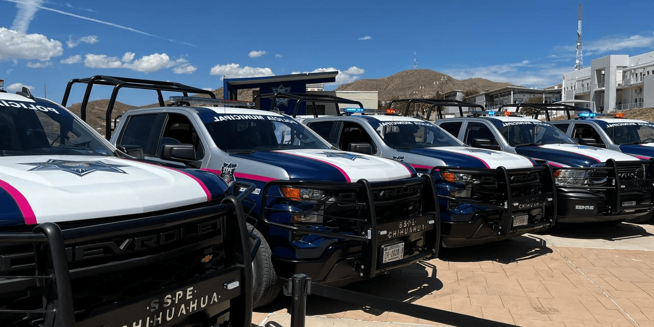 Entrega equipo de seguridad por 26 mdp