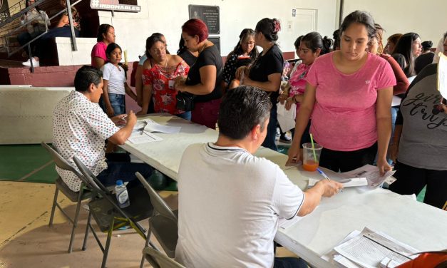 Entrega Dirección de Educación referencias bancarias
