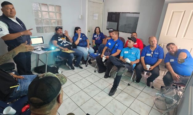 Imparten curso de manejo defensivo a choferes de la empresa INTRAVE