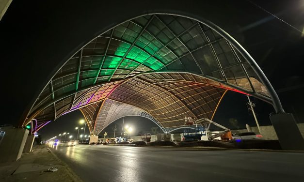 Inician pruebas de iluminación en el camellón de la Panamericana
