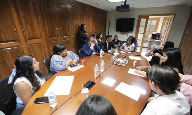 Promueven traducción de programas de Gobierno para Comunidades Indígenas