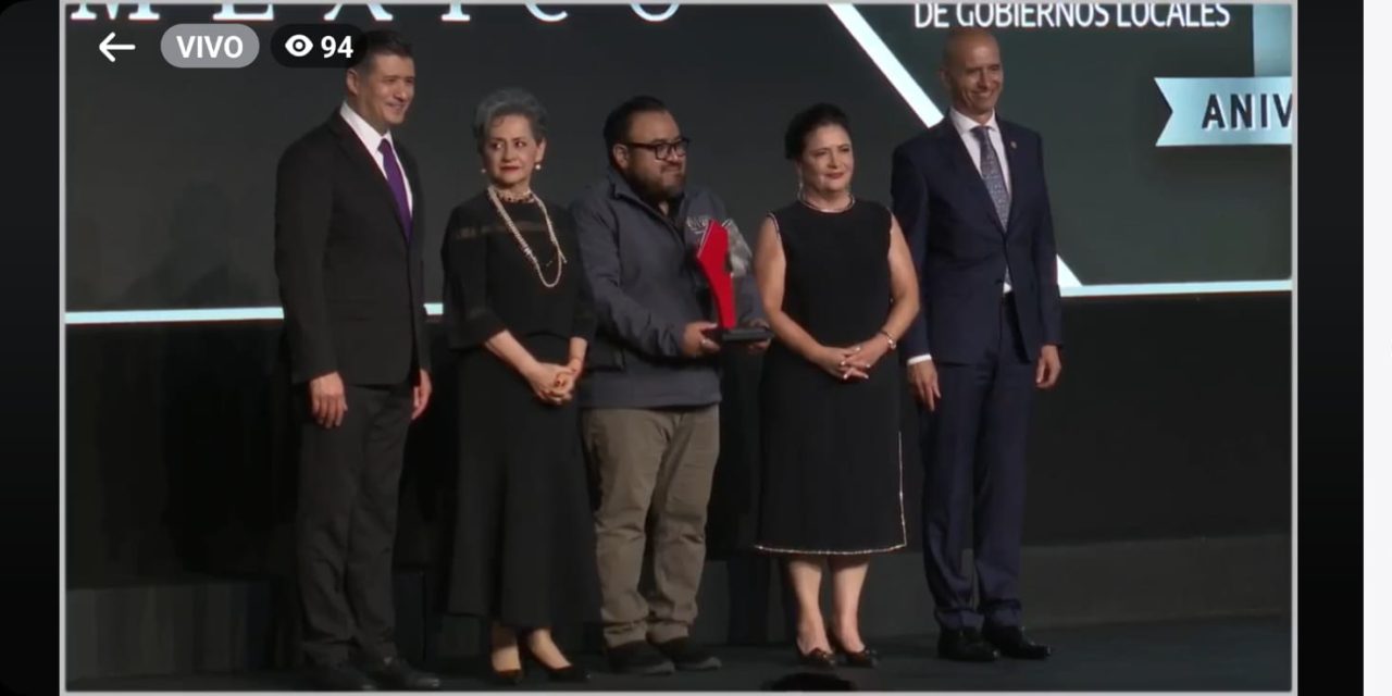 Reconocen a nivel nacional el trabajo del alcalde Cruz Pérez Cuéllar