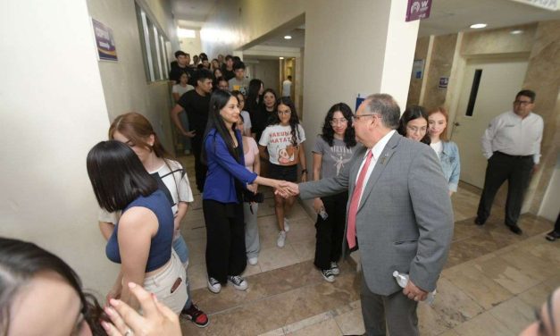 Regresaron a clases 28 mil estudiantes en la Uach