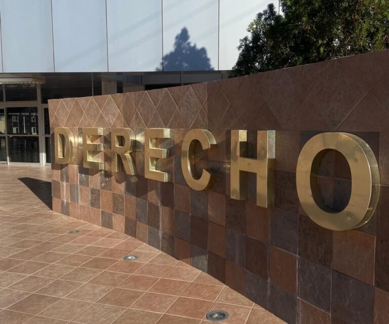 Invita UACH a inscribirse a la Maestría en Derecho Corporativo