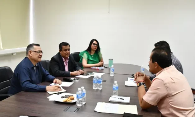 Preparan convocatoria de horas adicionales para docentes estatales de preparatoria