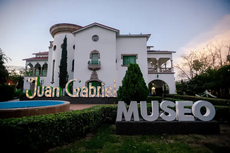ABREN MUSEO EN LA CASA DE JUAN GABRIEL