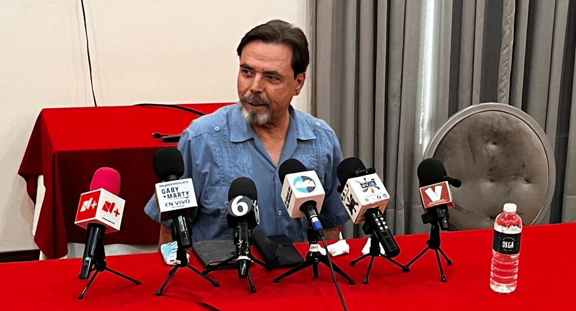 Acusa Pinedo a Corral y Maru de utilizarlo como instrumento político