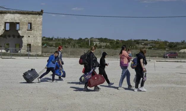 INMIGRACIÓN, LEGAL E ILEGAL, IMPULSA ECONOMÍA DE EU