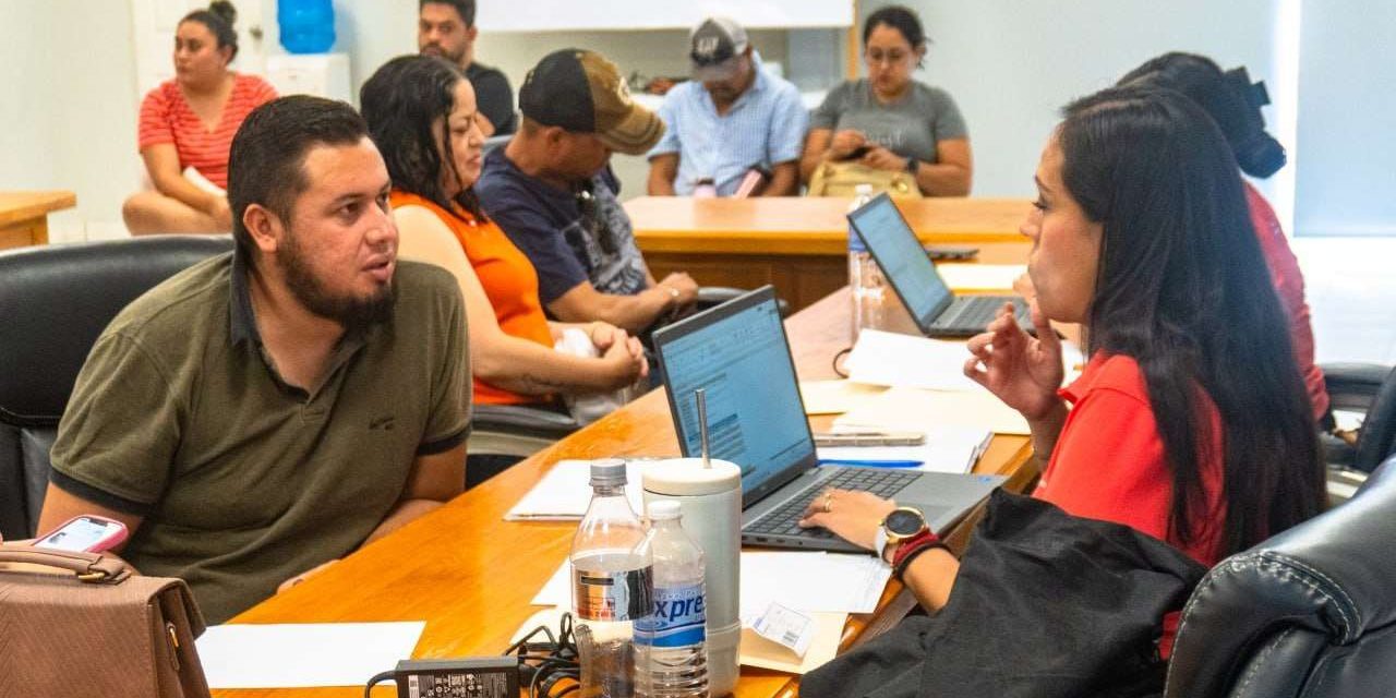 Gestionan créditos de hasta $60 mil para comerciantes de Meoqui