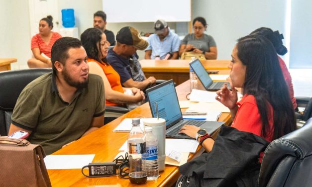 Gestionan créditos de hasta $60 mil para comerciantes de Meoqui