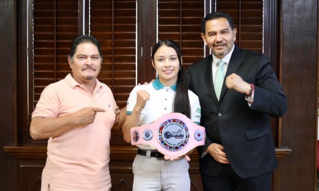 Apoya Municipio a boxeadora para acudir a campeonato mundial