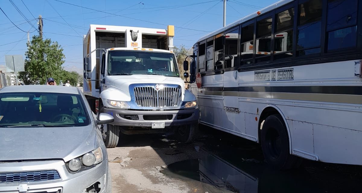 Exhortan a dejar libre acceso vial a unidades de recolección de basura