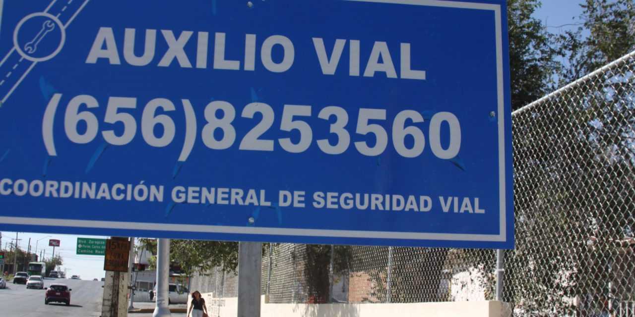 Instalan señalamientos de Auxilio Vial en diferentes puntos de la ciudad