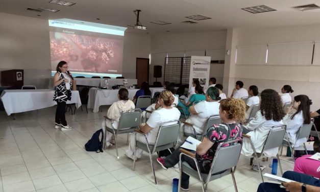 Capacita PCE a personal para garantizar una atención de calidad