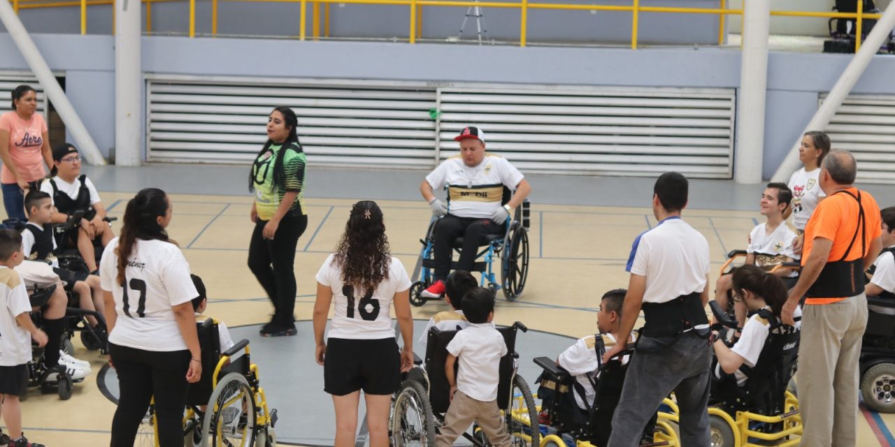 Participan chihuahuenses en Torneo Internacional de Powerchair