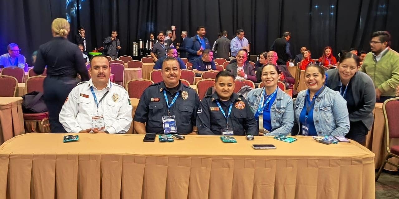 Representa H. Cuerpo de Bomberos de Meoqui al estado en Expo Fire 2024