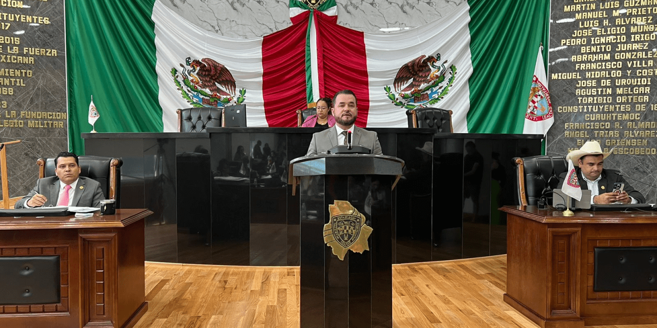 Propone Morena la creación del Premio al Mérito Periodístico