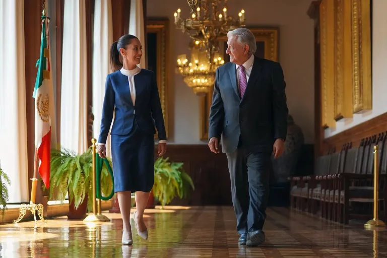 VACÍA AMLO FIDEICOMISOS PARA ESTABILIDAD FINANCIERA