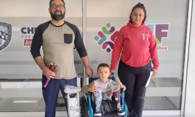 Dará sus primeros pasos Jesús Tomás gracias a prótesis transfemorales