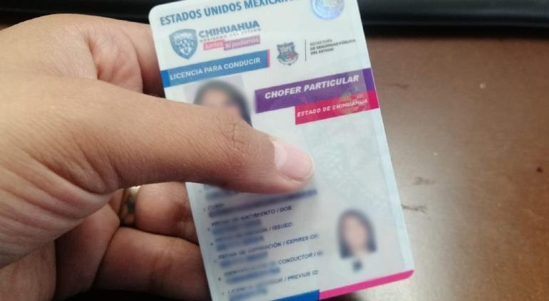 Propone MORENA licencias de conducir permanentes
