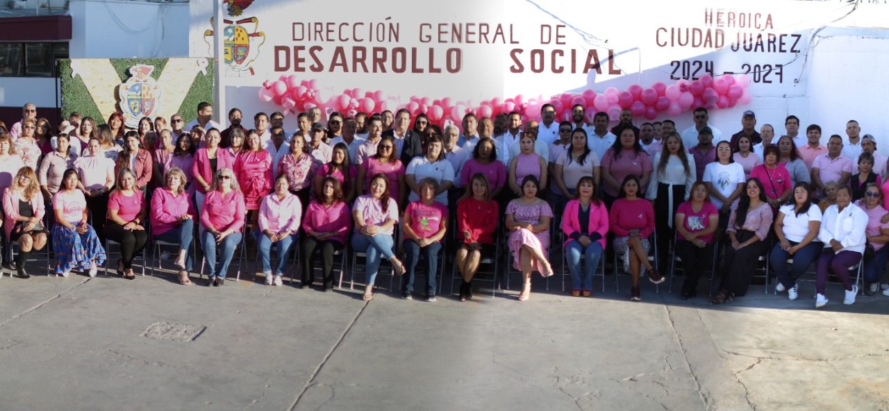 Personal de Desarrollo Social recibe plática sobre la prevención del cáncer de mama