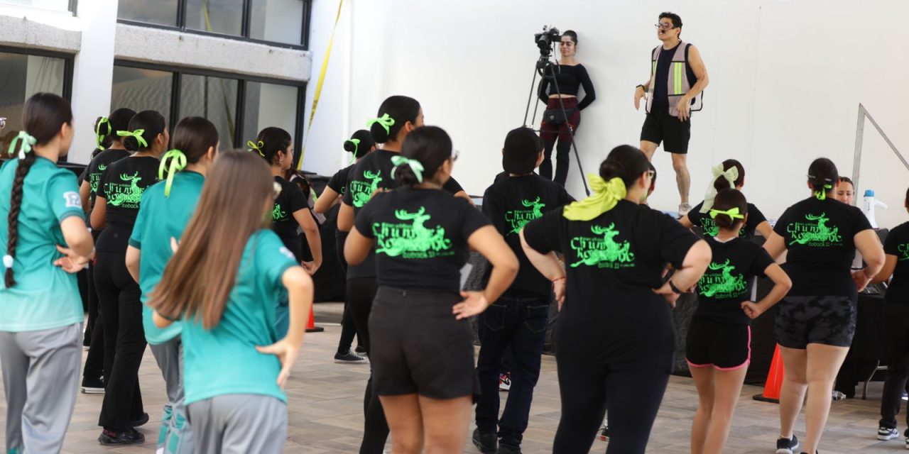 Desfile por el 365 aniversario de la ciudad