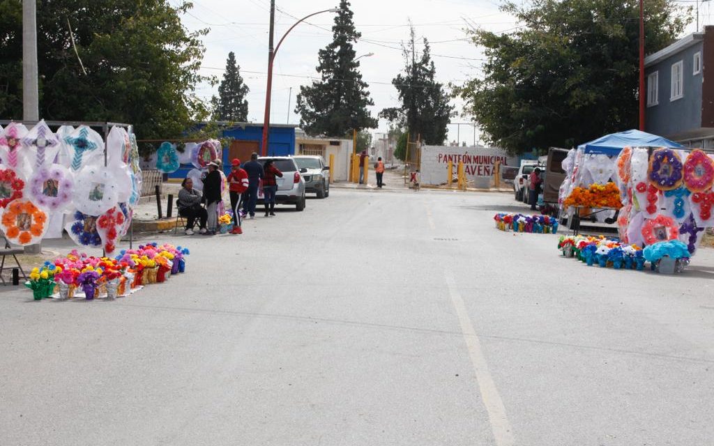 Prevé Regulación Comercial otorgar 300 permisos para ventas en panteones