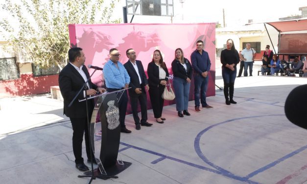 Agradecen docentes y padres de familia inversión en Escuela Primaria Carmen Serdán