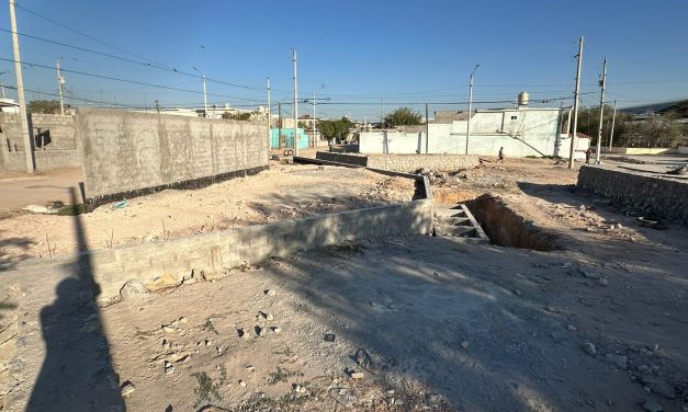 Construye Obras Públicas teatro en la colonia Sor Juana Inés de la Cruz
