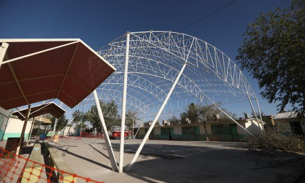 Construye Obras Públicas domo en la Escuela Primaria 18 de marzo